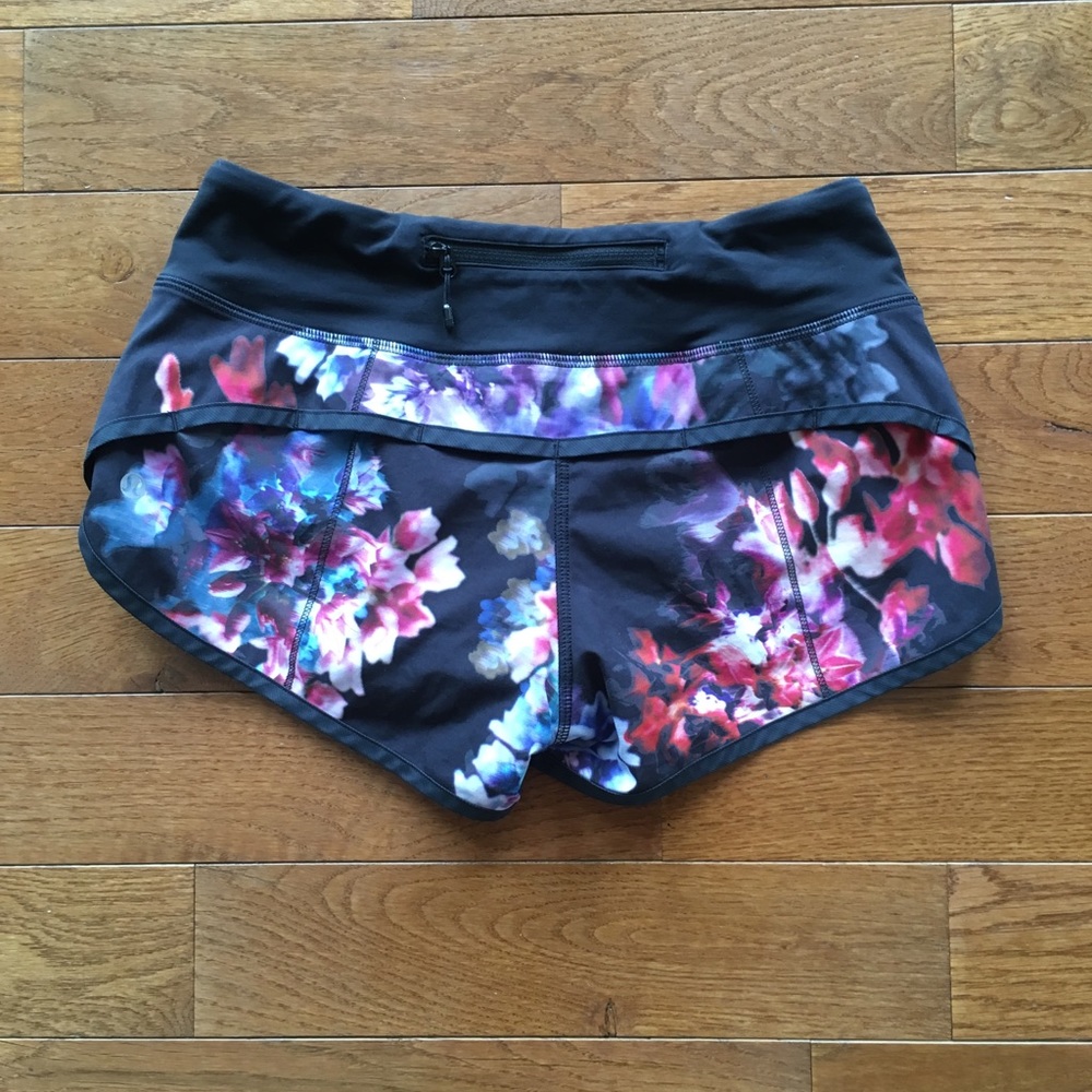 🌸Lululemon Speed Shorts-Spring Has Sprung🌸 - Picture 3 of 12